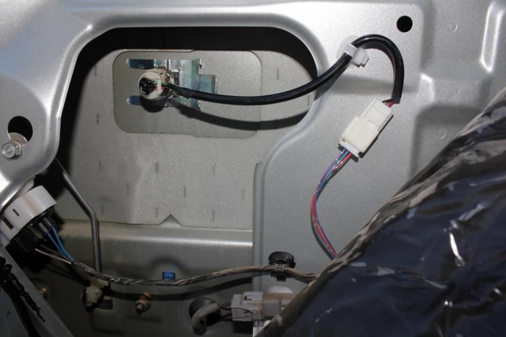 Rear door lock? Toyota FJ Cruiser Forum